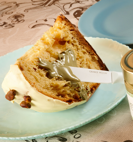 panettone_pistacchio_con_crema_spalmabile